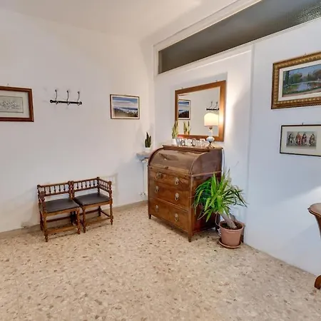 Ai Giardini Centro Citta Apartment *
